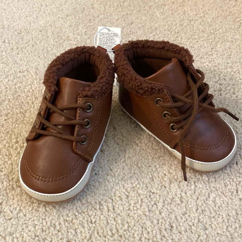 Old navy 12-18 months brown shoes